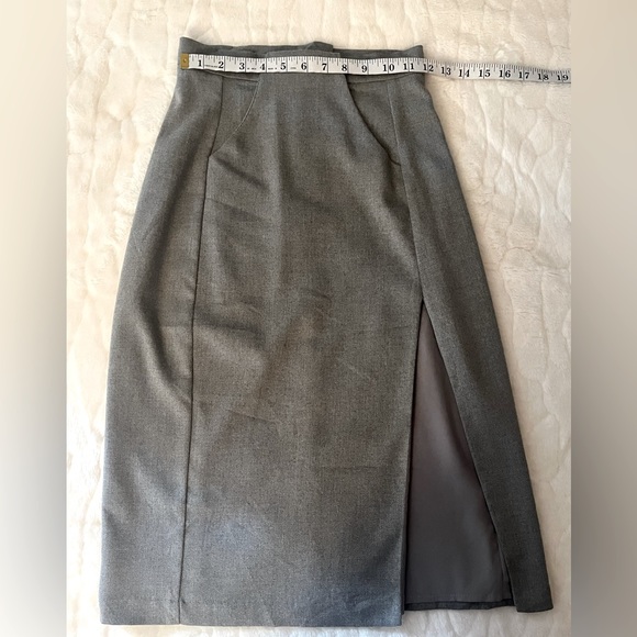 Vivian Chan Skirt Slit Midi in Gray size XS - Picture 6 of 8